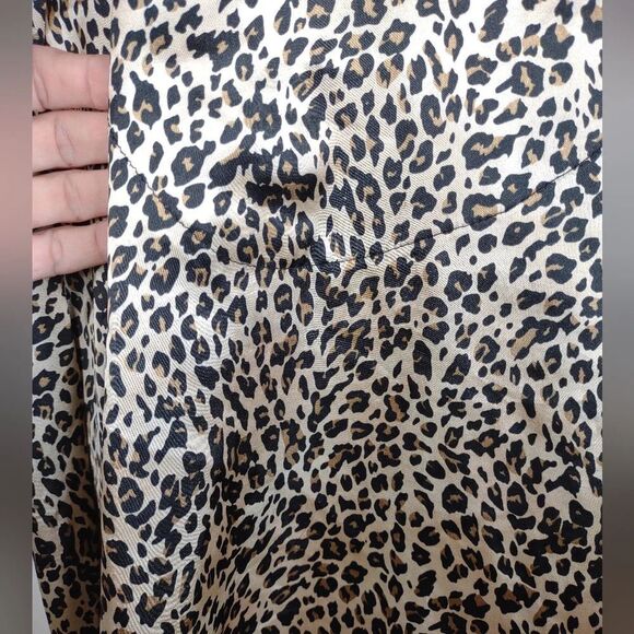 Secret Treasures sleek and smooth leopard print satin sleepshirt size 3X buttons - Picture 13 of 16